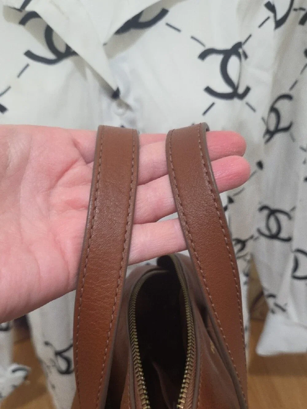 Fossil leather sydney